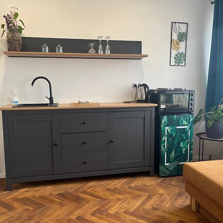 Monstera I Apartment Kolín Екстериор снимка